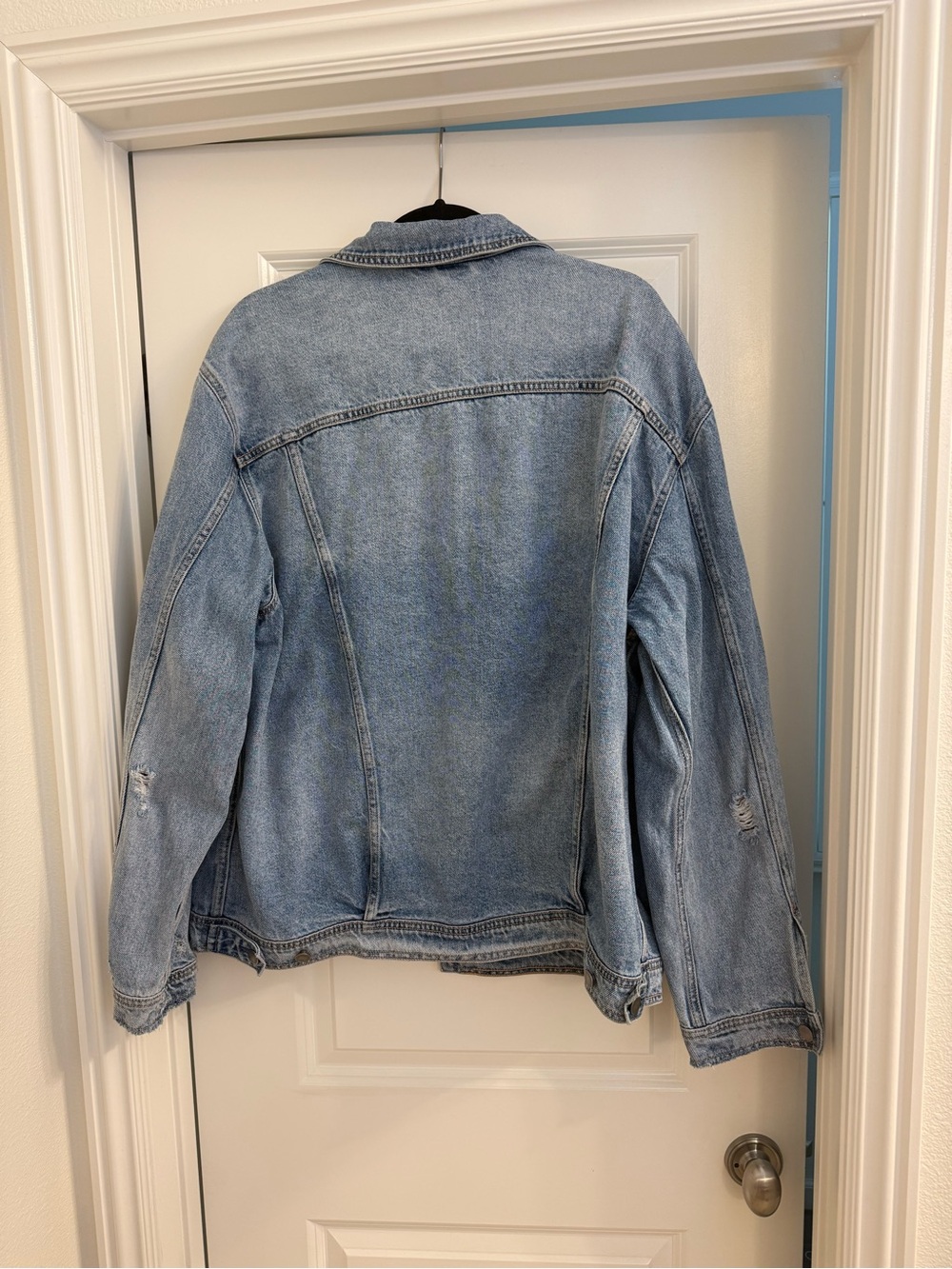 VICI - Influencer Oversized Denim Jacket - Vintage Wash - Picture 4 of 5